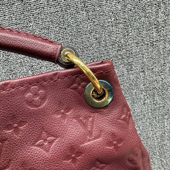 Louis Vuitton Artsy MM Leather Shoulder Bag ccofb1399-102525 - Picture 5 of 15